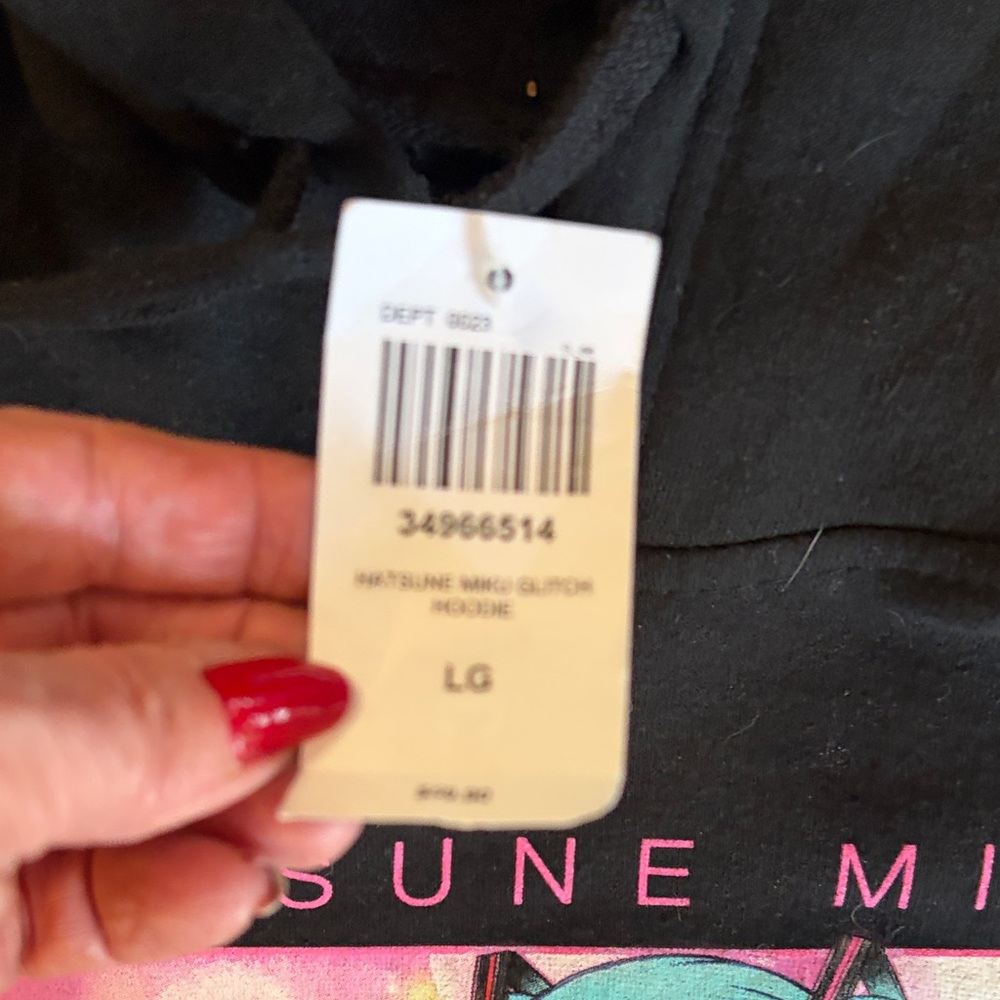Women’s Black Hatsune Miku Graphic Hoodie - Picture 4 of 7